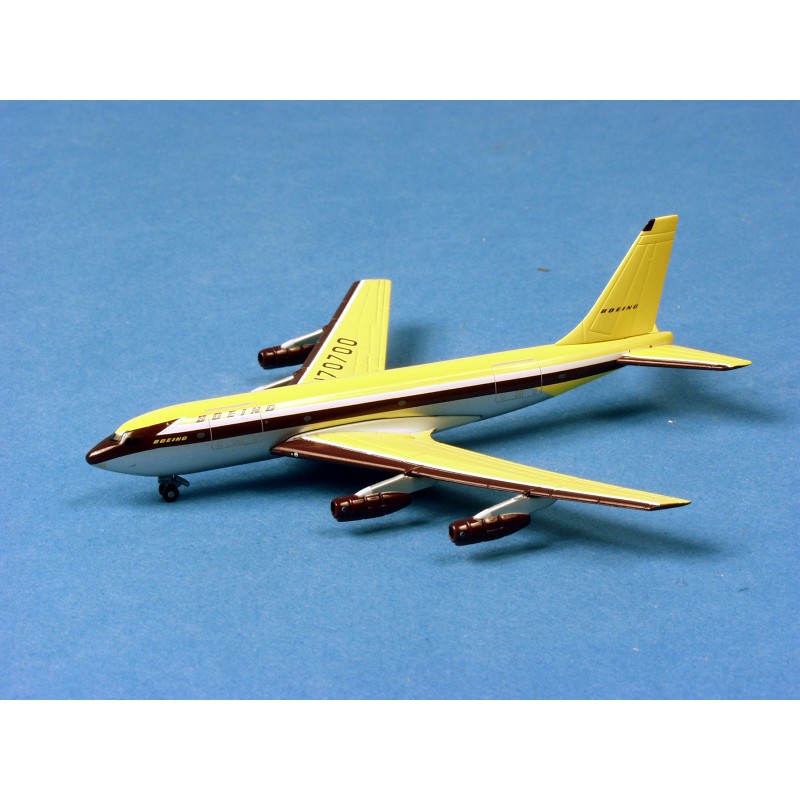 metal plane model - Boeing 367-80 - Dragon WIngs 1/400