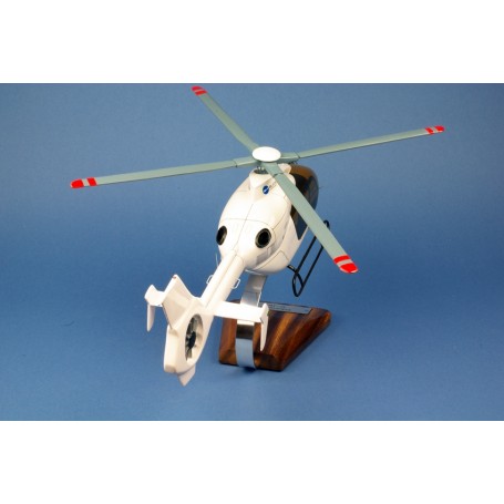 maquette helicoptere - EC-135
