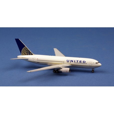 United Boeing 767-200 N68159 AC419436