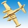 Piper Cheyenne Avion 3D doré 22k / pin's - DJH CC001-039