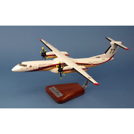 plane model - Dash 8-Q400MR VF412